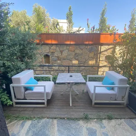 Hotel Olivia 3*